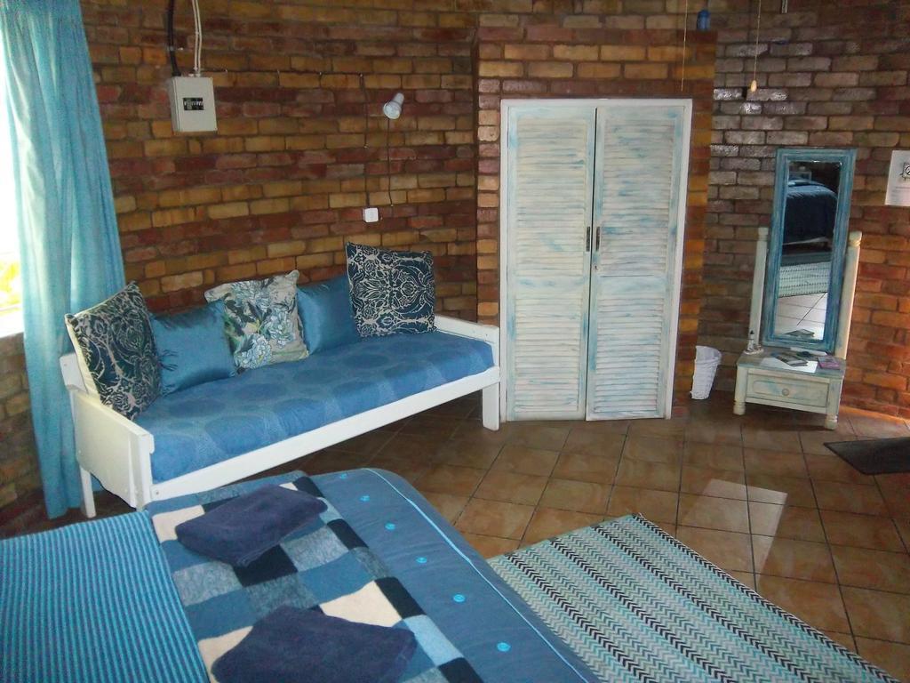 Imka Trinity Retreat Hotel Стормсривиер Стая снимка